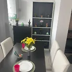 1 Bdrm In Center *